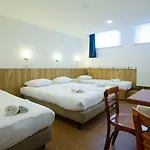 Titus Centre 2*