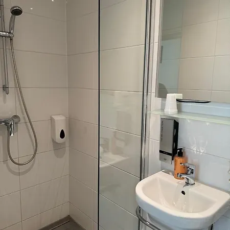 Titus Centre אמסטרדם