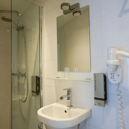 Titus Centre Hotel 2*