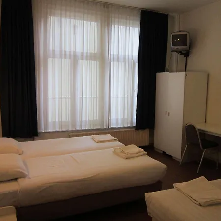 Hotell Titus Centre 2*