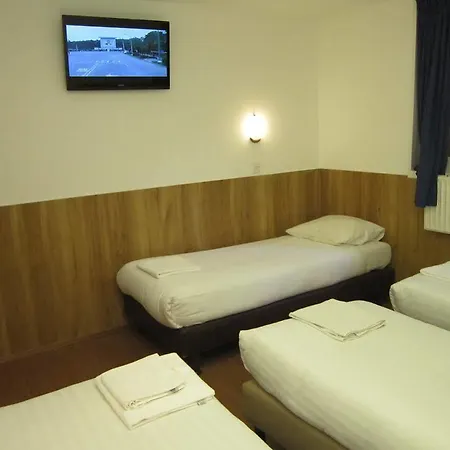 Hotell Titus Centre 2*