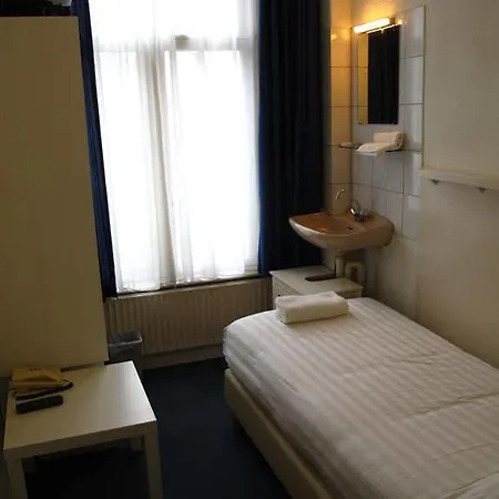 Hotell Titus Centre 2*