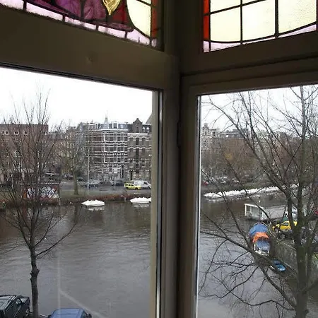 ティトゥス シティ センター