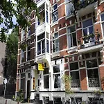 Titus Centre 2*