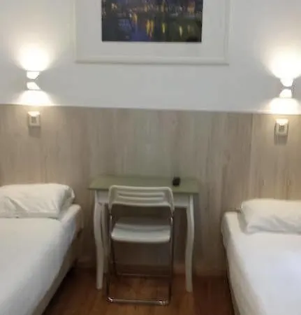 Titus Centre 2*